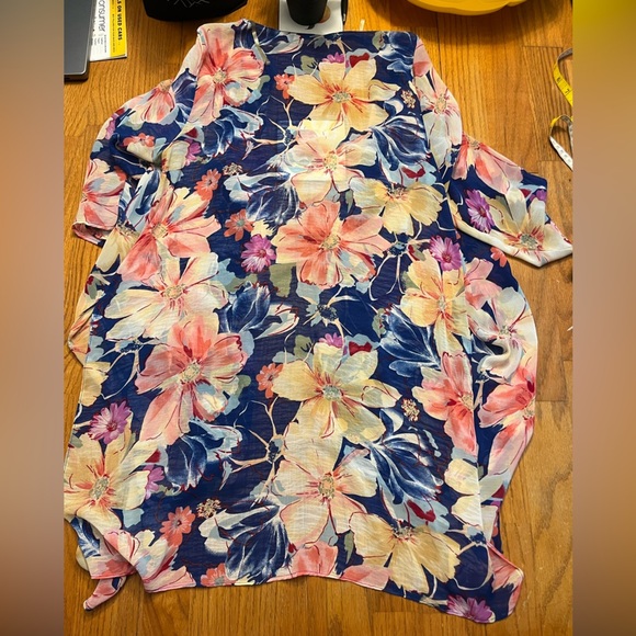 Hummingbird Floral Kimono - Picture 7 of 8